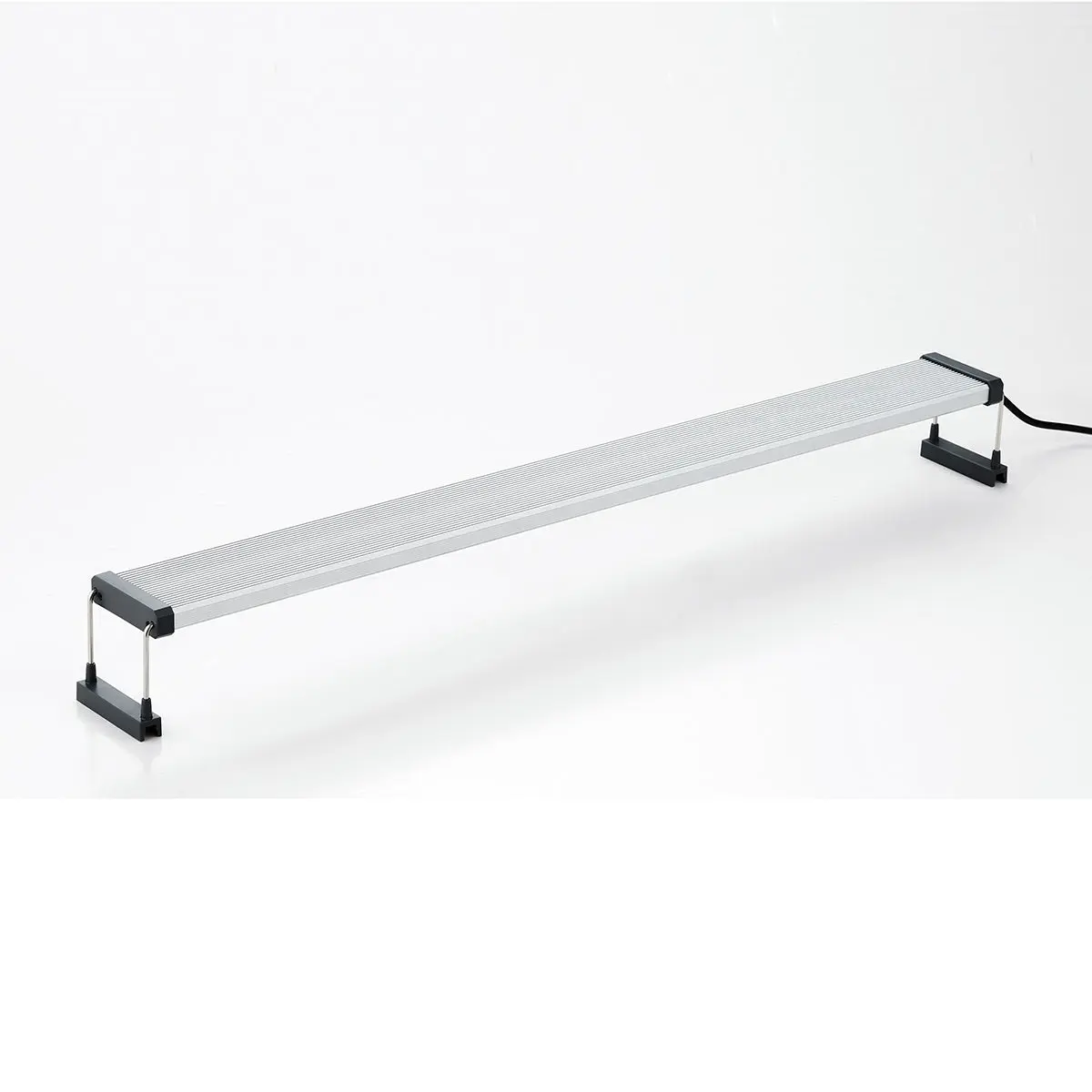 Chihiros B Series LED aquarium light on a white background