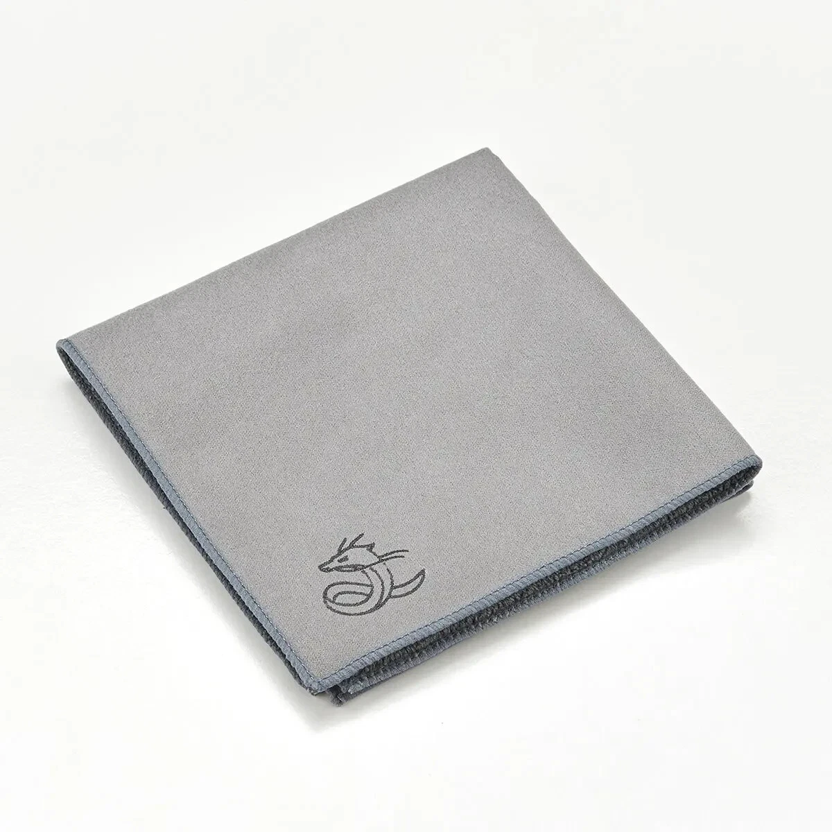 Folded Chihiros double-sided aquarium cleaning cloth